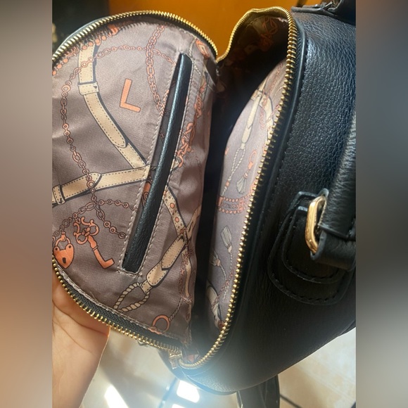 Black mini backpack - Picture 1 of 3